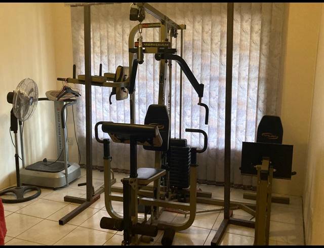 5 BEDROOM HOUSE FOR SALE IN CASHAN